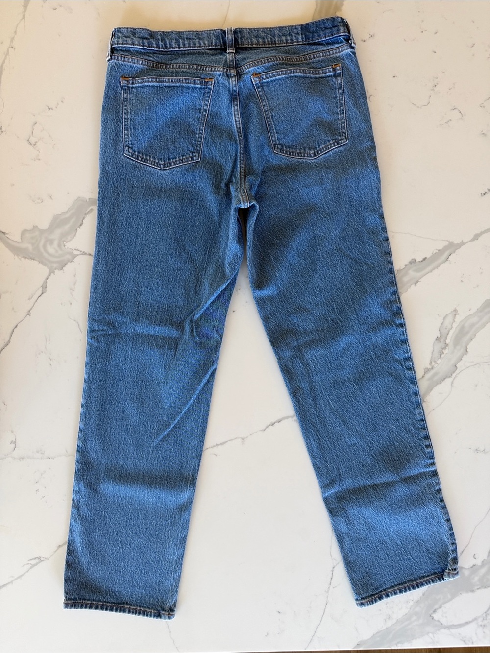 Abercrombie & Fitch Women’s The 90’s Straight Jeans in Classic Blue - Picture 5 of 5